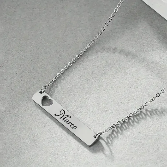 Personalizirana ogrlica z izrezanim srcem in gravuro po želji